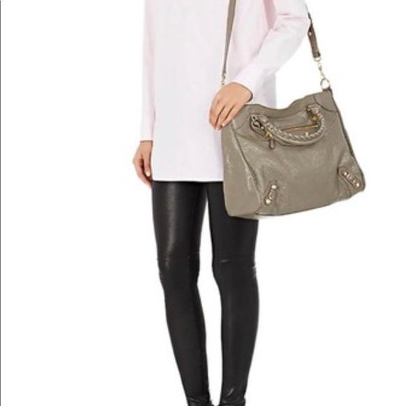 Balenciaga Classic Arena Giant Velo Leather Tote - Picture 2 of 6